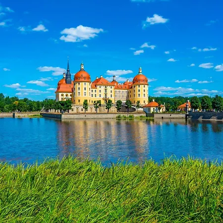 Im Sanierten Denkmal Max 5 Personen Fewo2 * Бишофсверда